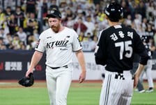 [포토] 7회를 못버틴 사우어