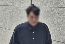 뺨 때리고 머리채 잡고…외국인 노동자 '상습폭행' 공장주, 구속 면했다