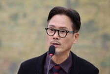 '제자 성폭행 혐의' 남경주 재판, 돌연 7월로 연기…변호인단 교체