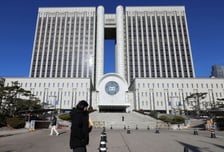 '사건 무마' 대가로 억대 뇌물 받은 경찰, 2심도 징역 6년