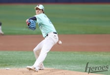 '부상 복귀→물집 강판 불운→1군 말소' KBO 최고 에이스 드디어 오늘(6일) 다시 돌아온다