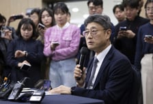 정재헌 SKT 대표, 최태원-젠슨 황 '깐부 회동' 참석…"AI·반도체 논의할 듯"