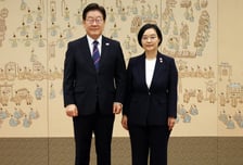 李정부 2기 총리에 '현직' 한성숙…'적극행정+국민통합' 두마리 토끼 잡을까