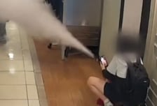 "머리 싹뚝, 빡빡 못 밀어 죄송"...PC방 소화기 테러 여중생 부모 사죄문
