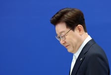 [속보]이재명 대통령 "주어진 하루하루, 죽을 힘 다해 뛰겠다"