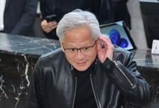 게임사 만나고 네이버 찍고…젠슨황이 그리는 '한국 AI 밸류체인'