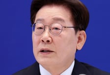 "보유세 낮다"는 이 대통령…부동산 세제·대출·공급 종합대책 예고