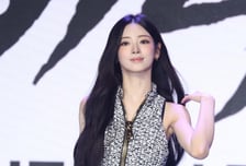 '한 달간 끊겼던' LG 걸그룹 시구, 다시 시작된다! 9일 잠실 SSG전 미야오 안나 출격