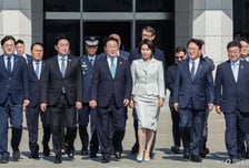 정청래 빠졌다...李대통령 순방 환송 행사 불참, 지선 후폭풍?