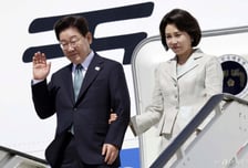 "성공적 방문 되길"…'깜짝' 비 그친 뒤 벨기에 땅 밟은 李 대통령, 유럽 일정 '스타트'
