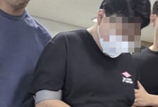 생후 42일 아들 때려 숨지게 한 친부…2심도 징역 15년 구형