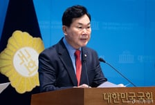 [속보]정점식, 국민의힘 원내수석부대표에 TK 재선 김승수 임명