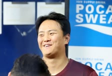 [포토]미소가 절로 나죠! '아시안게임 선발 소감 밝히는' 김건희
