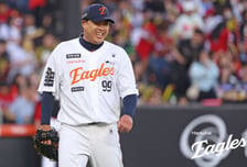 'RYU 클래스는 영원하다' 마침내 다승 단독 선두 등극! 한화 4위 탈환 '6이닝 1실점' KIA 상대 완벽투 '위닝시리즈 종지부' [대전 현장리뷰]
