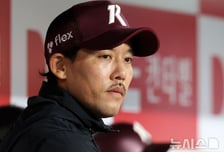 키움 이용규 코치, 음주운전 추돌 후…경찰차까지 들이받았다