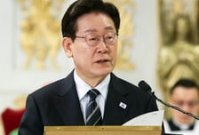 北 날선 발언 속 李 대통령 교황청 특별미사…"평화 위해 모든 것 다 할 것"