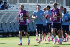 "케인 맞춤 축구화+투헬 전술판까지 털렸지만..." 잉글랜드, 도난 소동 딛고 첫 훈련 실시 "도둑도 우릴 못 막아"