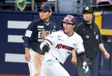 [포토]'8회말 2-2 균형깨는' 원성준