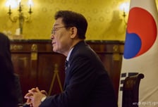 [속보]李대통령 "평화공존, 남북 모두 상생·번영하는 유일 방안"