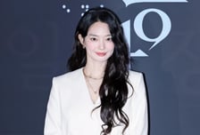 "작은 소리에도 극도로 예민"…'눈동자' 신민아, 혼신의 동공 연기 [종합]