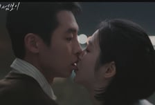 '닥터 섬보이' 신예은, 이재욱 입술 물었다...진심 확인 '깨물 키스'[종합]