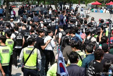 [속보]체육단체, '개표소 봉쇄' 시위대와 합의…곧 진입할 듯