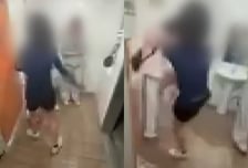 "친한 친구였는데" 머리채 잡고 질질...여고생 딸 폭행영상 본 엄마 충격