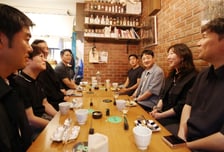 '술 빚는 윤주모'도 쓰는 Npay 커넥트… 윤주당에 사장님들 모였다
