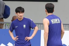 '이태석 OUT→김문환 IN' 홍명보호, 멕시코전 깜짝 카드... '0분 출전' 옌스 2경기 연속 '벤치 대기' [현장 라인업 분석]