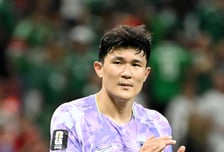 [포토]'그라운드 떠나는' 김민재
