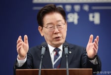 [속보]李대통령 "방위 스스로 책임, 전작권 왜 미국이 갖느냐…너무 당연해 트럼프에 일부러 얘기 안해"