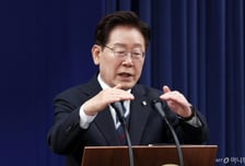 [속보]李대통령 "동의하는 사람만 모아선 전체 대표하기 어려워…정치, 언제나 포용적이어야"
