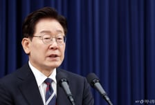 [속보]李대통령 "당청관계, 엄청난 갈등처럼 보이지만 더 잘되기 위한 과정"