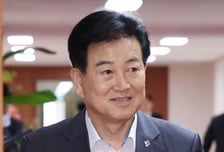 '북한=적' 유지한 국방백서…정동영 "NSC서 논의해볼 것"