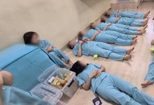9명 있는 5평 방, 반찬냄새로 숨이 '턱'…수용자 화풀이에 멍드는 교도관