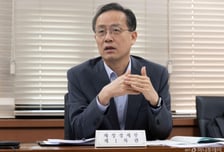 중동발 '고용 쇼크'…정부 "청년 일자리 회복방안 등 순차 발표"