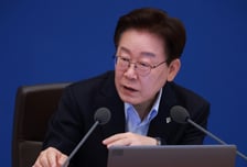 이 대통령, 이재용 삼성 회장과 회동....29일 국토대전환 보고회