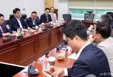 국힘 대안과미래 "장동혁 사퇴 촉구…최고위원들도 결단하길"