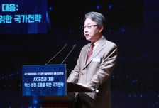 "대한민국의 새로운 기회 'AI 풀스택'…인프라·제도 병목 해소부터"
