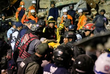 베네수 강진 사상자 700명·실종신고 최소 6600명…美 구조팀 급파