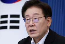 李대통령 "첨단산업 대규모 투자, 영호남 확대해야"…이재용과 회동