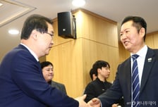 "시간끌기?" 정청래, 보완수사권 폐지 김민석 의심에…이건태 "충격"
