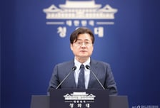 홍익표 "李대통령·文 7월1일 회동, 취임 직후부터 추진"