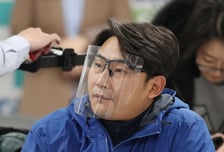 이천수 "욕먹어도 벤투는 결과 냈잖아" 작심 발언... 일찍 짐 싼 홍명보호에 '벤버지' 소환 "4년 더 줘도 됐을 텐데"