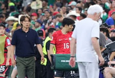 '韓 충격 탈락' 박지성 현장에서 비통 "비참한 느낌, 10년 동안 배웠는데 또 까먹고 똑같이 했다..."