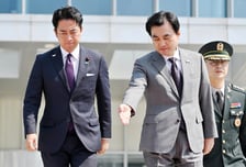 한일 국방방관 "한일·한미일 공조 지속…AI·첨단기술 협력 강화"