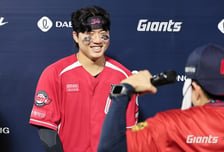 '예비군 앞두고 4안타 폭발' 롯데 손성빈, 25타석 무안타 마음고생에도 동료들부터 챙겼다 "코치님, (고)승민 형, 승엽이 덕분입니다"