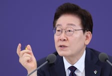 李대통령, 홍명보·축협 직격…"'혈세투입' 월드컵 탈락, 당황 넘어 황당"