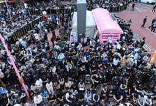 노래방 왜 안갔나 했더니…젠슨 황 장녀 "K경찰에 밥 사고파" 이메일