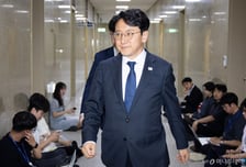 민주당, 원구성 지연에 "국민, 습관성 인질극...법개정 검토"